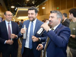 Yıldırım’da Kütüphaneye Su Ünitesi Koyularak Çelik Termos Dağıtıldı