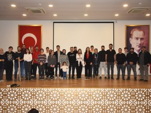 Osmaniye Belediyesi Tiyatro Topluluğu Kurdu