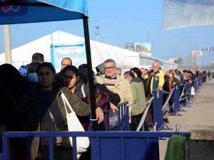 Emekli Kuyruğu Değil Hamsi Sırası
