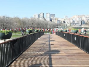 Kağıthane Yeşil Vadi Yaya Köprüsü Açıldı