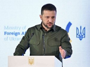 Zelenskiy: "Hepimize Düşen En Önemli Görev Bu Savaşı Kazanmaktır"