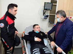 Kaza Yapan Yunus Timini Emniyet Müdürü Yalnız Bırakmadı