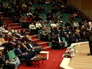 Araştırmacı-yazar Prof. Dr. Kaplan Adü’de Konferans Verdi