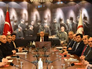 Vali Dağlı: “Gençlerimizin Zehirlenmesine Asla Müsaade Etmeyeceğiz”