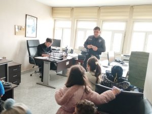 Çıldır Kuran Kursu Öğrencileri Emniyeti Ziyaret Etti