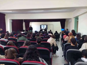 Kariyer Günleri İle Geleceğe Yolculuk