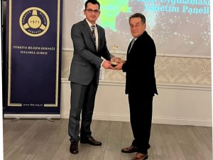 ’İ̇zmir Tarımı’ Mobil Uygulaması 2022’nin En İyi Projesi Seçildi