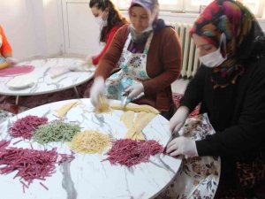 Batman’da Kadınlar Ürettikleri Organik Ürünlerle Gelir Elde Ediyor