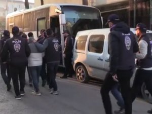 İ̇nternet Üzerinden Vatandaşları 5 Milyon Tl Dolandıran 10 Şüpheli Yakalandı