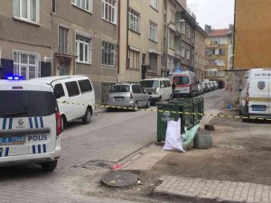 Konya’da Cinnet Geçirerek Kızlarını Öldüren Baba Polise Teslim Oldu