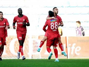 Spor Toto Süper Lig: Kasımpaşa: 0 - Sivasspor: 1 (Maç Devam Ediyor)