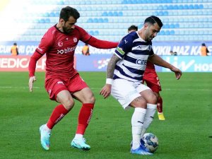 Spor Toto Süper Lig: Kasımpaşa: 1 - Sivasspor: 1 (İ̇lk Yarı)