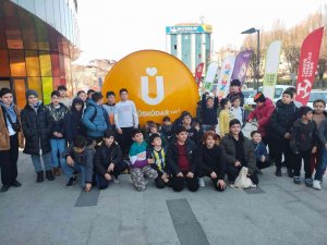 İ̇hlas Vakfı Ve Gönüllülerinden 65 Ortaöğretim Öğrencisine Boğaz Turu