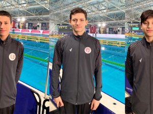 Antalyasporlu Yüzücülerden İ̇stanbul’da İki Birincilik