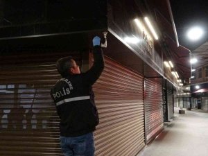 Malatya’da Kuyumcular Çarşısında Soygun Girişimi Kamerada