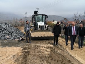 Doğanşehir’de Kilitli Parke Taş Çalışmalarına Hız Verildi