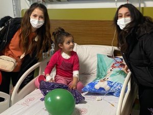 Üniversiteli Gençlerden Gönülleri Isıtan Hareket