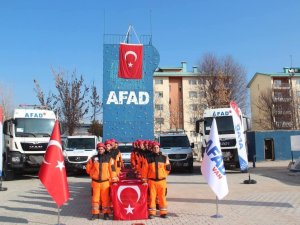 Afad’ın Yeni Arama Ve Kurtarma Teknisyenleri Yemin Ederek Göreve Başladı