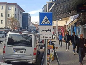 Besni’de 3 Caddeye Park Yasağı Getirildi