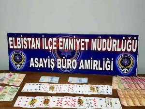 Kumar Oynayan 8 Şahsa 14 Bin 500 Lira Ceza Kesildi