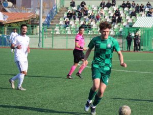 Salihli, Bağcılar’ı Eliboş Gönderdi