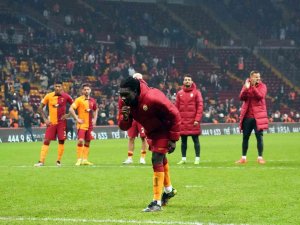 Bafetimbi Gomis Bu Sezonki 8. Golünü Attı