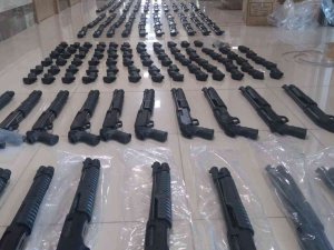 Konya’da Kargoyla Silah Ticaretine Operasyon