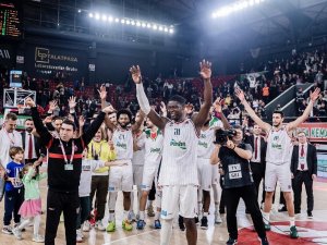 Pınar Karşıyaka, Durdurulamıyor