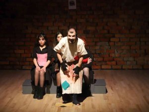 Kartal Belediye Tiyatrosu’nun Yeni Oyunu Sahneye Konuldu