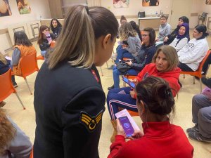 Denizli Jandarması Kadın Ve Aile İçi Şiddetle Mücadelesini Sürdürüyor