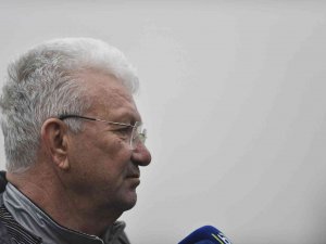 İ̇smail Ertekin: “Özer Hurmacı Yöneticilerimizle Görüşüyor”