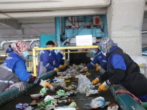 Melikgazi’de Geri Dönüşüm İle İstihdam Ve Ekonomiye Katkı Devam Ediyor