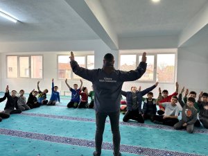 Simav İ̇lçe Müftülüğü’nden Öğrencilere İzcilik Eğitimi
