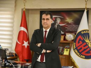 Gkv’li Zehra Demirat’tan Eskrimde Türkiye Derecesi