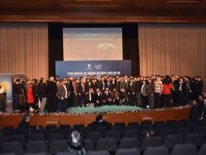 Ak Gençlerden Alanında Uzman İsimlerle Bilgi Paylaşımı