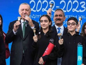 Bakan Özer: "Türkiye Yüzyılı’nda Eğitimdeki Hedeflerimizi Çok Daha İleriye Taşıyacağız"