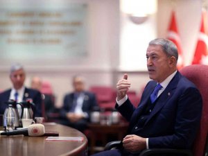 Bakan Akar, Temad Başkanı Dürgen Ve Beraberindeki Dernek Yönetimini Kabul Etti