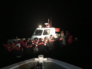 Ayvalık Açıklarında 42 Göçmen Kurtarıldı