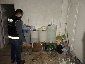 İ̇stanbul’da Yılbaşı Öncesi Sahte Alkol Operasyonu