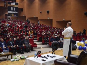 Kervancıoğlu: "İ̇ş Hayatında Sabır Ve Kanaat Çok Önemli"