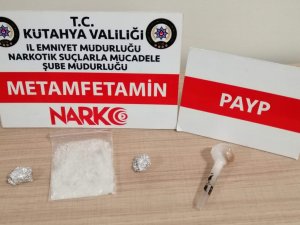 Kütahya’da Şüpheli Araçta Uyuşturucu Çıktı