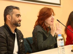Tiyatrocular Gençlere Tecrübelerini Anlattı