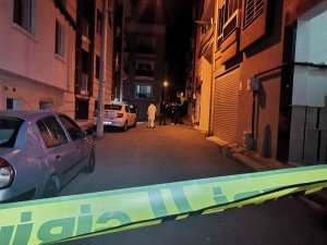 İ̇zmir’de Kıskandığı İçin Sevgilisini Öldüren Zanlı Yakalandı