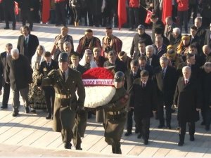 Vali Şahin’den Atatürk’ün Ankara’ya Gelişinin 103’üncü Yılında Anıtkabir’e Ziyaret