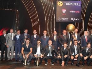 Türkiye Profesyonel Futbolcular Derneği Ödülleri Sahiplerini Buldu