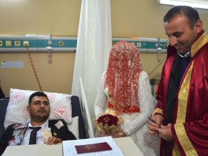 Hastane Odasında Nikah