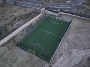 Çüngüş Ve Dicle’de 6 Futbol Ve 2 Basketbol Sahası Gençlerin Hizmetinde