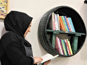Doğadan Topladıkları Atık Malzemelerle Geri Dönüşüm Kütüphanesi Oluşturdular