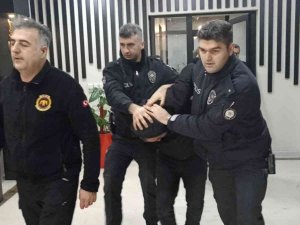 Bolu Belediyesi’ni Birbirine Katan Saldırgan Gözaltına Alındı
