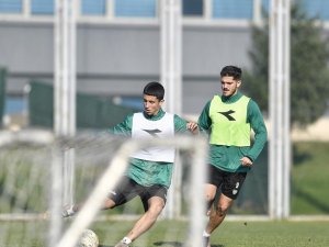 Bursaspor’da Hücum Ve Savunma Çalışması Yapıldı